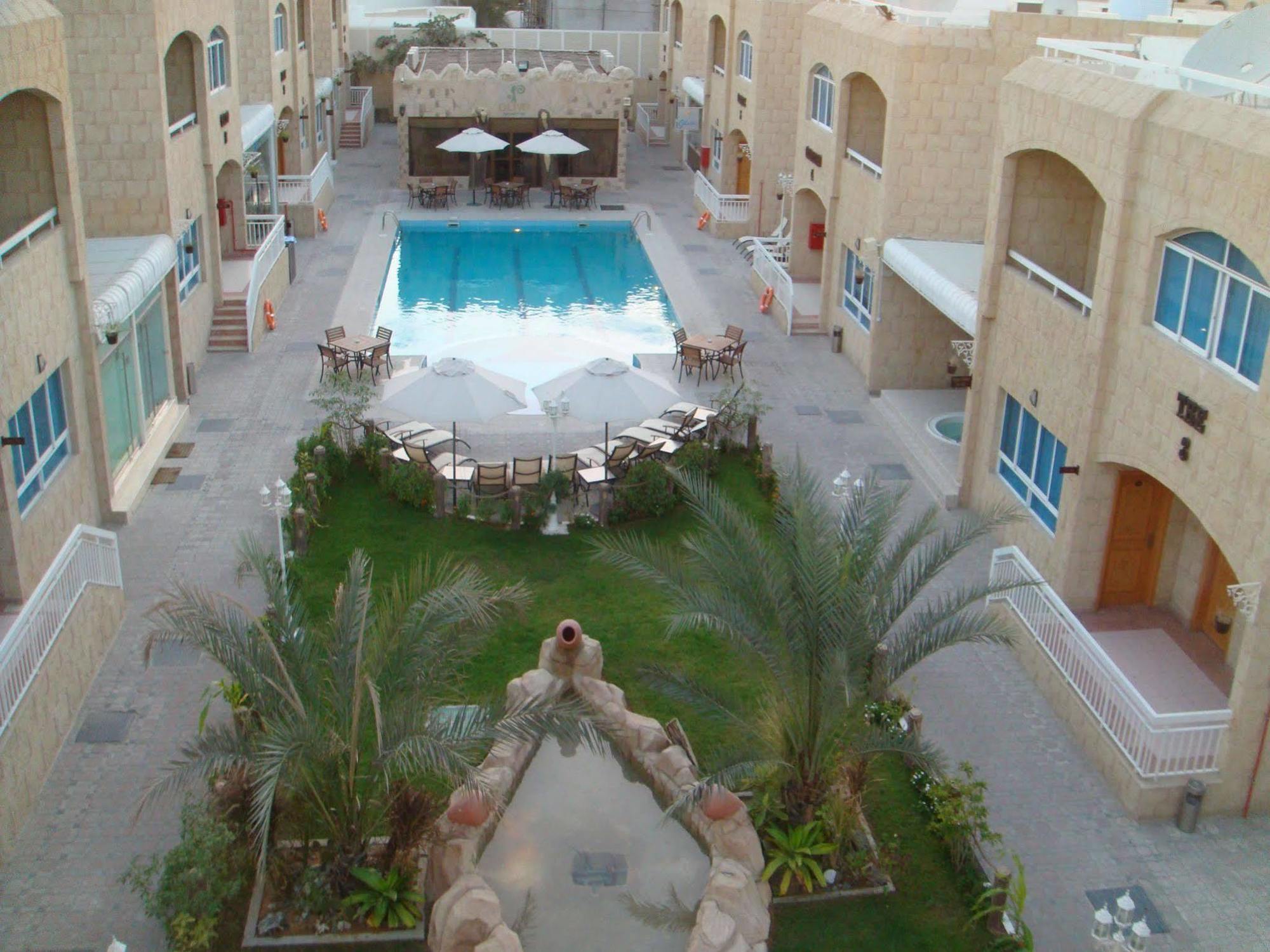 Verona Resorts Sharjah Exterior foto